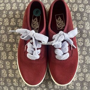 Vans Women's Maroon Sneakers with Gray Laces